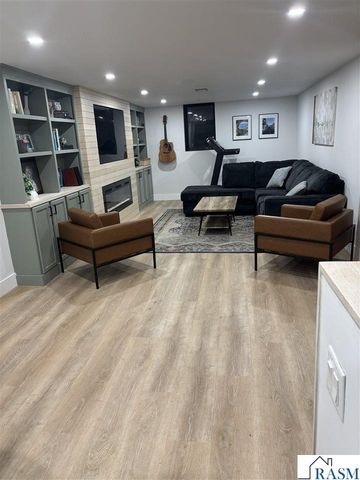 139 Homer Street, Mankato, MN 56001