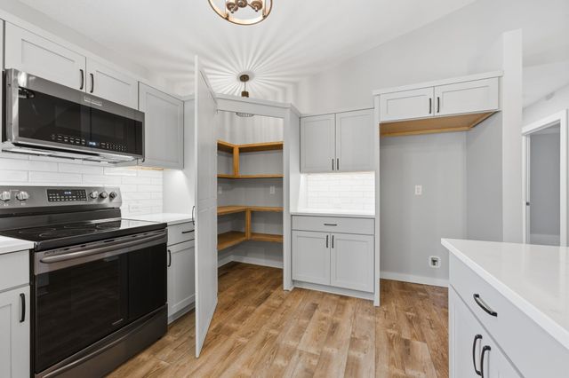 15009 W Hayden Cir, Wichita, KS 67235