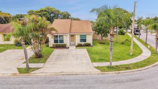 215 Palmetto Court, Jupiter, FL 33458