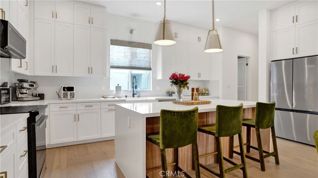 7240 Alchemy Circle, Huntington Beach, CA 92647