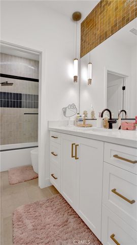 7240 Alchemy Circle, Huntington Beach, CA 92647