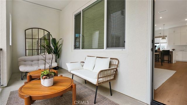7240 Alchemy Circle, Huntington Beach, CA 92647