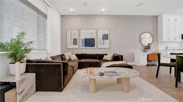 7240 Alchemy Circle, Huntington Beach, CA 92647