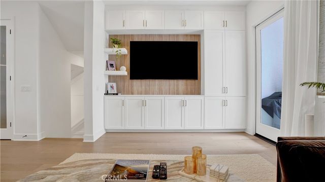 7240 Alchemy Circle, Huntington Beach, CA 92647