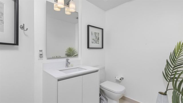 2205 S Surf Road 4B, Hollywood, FL 33019