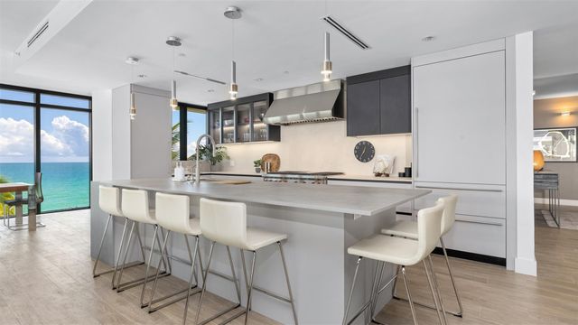 2205 S Surf Road 4B, Hollywood, FL 33019