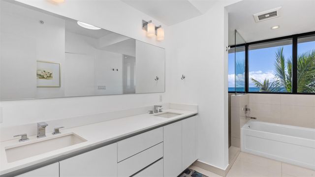 2205 S Surf Road 4B, Hollywood, FL 33019