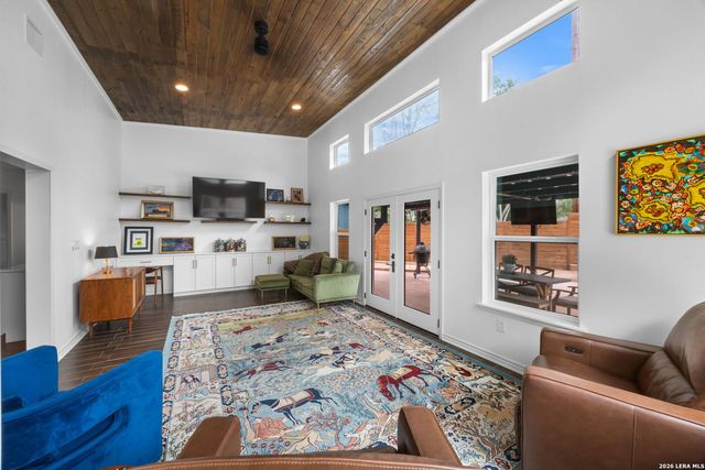 1307 MOUNT VIEJA DR, San Antonio, TX 78213