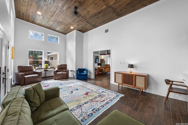 1307 MOUNT VIEJA DR, San Antonio, TX 78213