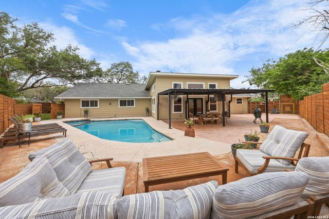 1307 MOUNT VIEJA DR, San Antonio, TX 78213