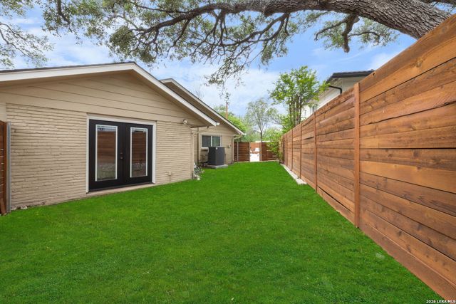 1307 MOUNT VIEJA DR, San Antonio, TX 78213