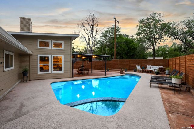 1307 MOUNT VIEJA DR, San Antonio, TX 78213