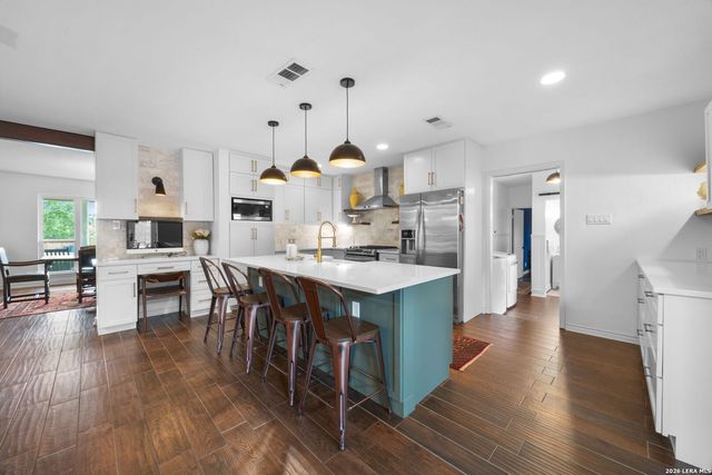 1307 MOUNT VIEJA DR, San Antonio, TX 78213