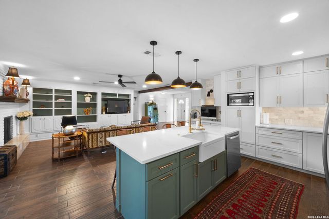 1307 MOUNT VIEJA DR, San Antonio, TX 78213