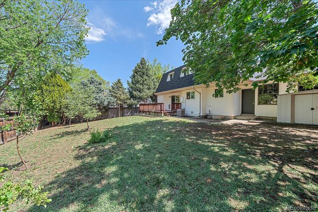 10889 W 65th Way, Arvada, CO 80004