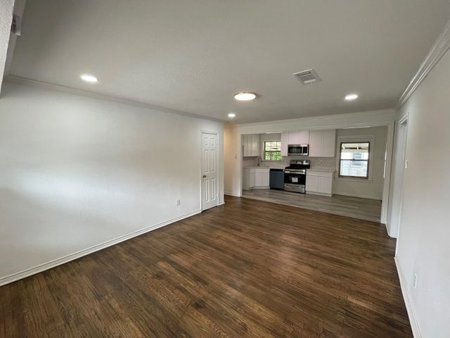 2045 Delmar Drive, Garland, TX 75041