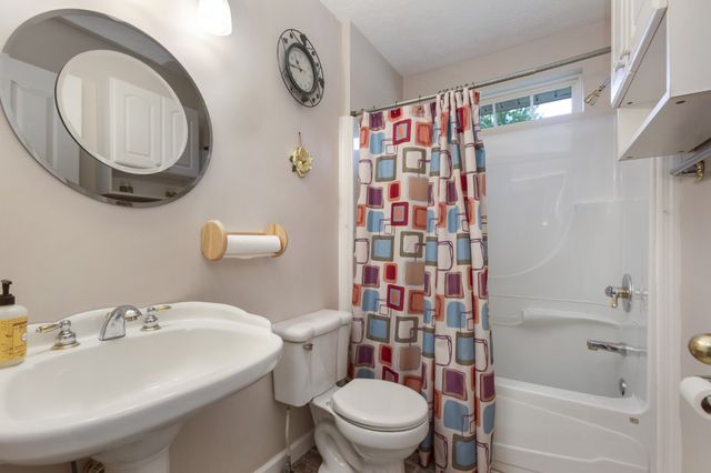 407 Goshen Rd, Lebanon, TN 37087