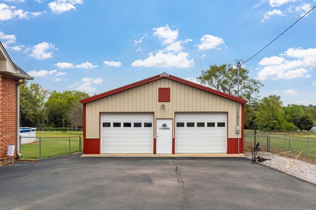 407 Goshen Rd, Lebanon, TN 37087