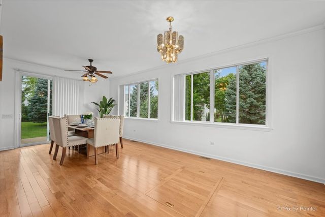 13215 Oakwood Avenue, Huntley, IL 60142