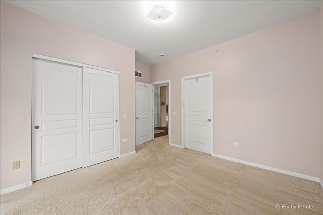 13215 Oakwood Avenue, Huntley, IL 60142