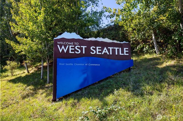 4010 35th Avenue SW, Seattle, WA 98126
