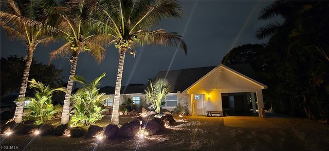 958 Indiana AVE, Fort Myers, FL 33919