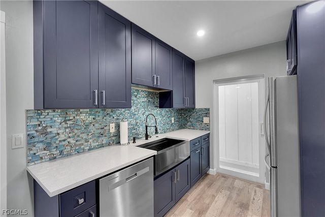 958 Indiana AVE, Fort Myers, FL 33919