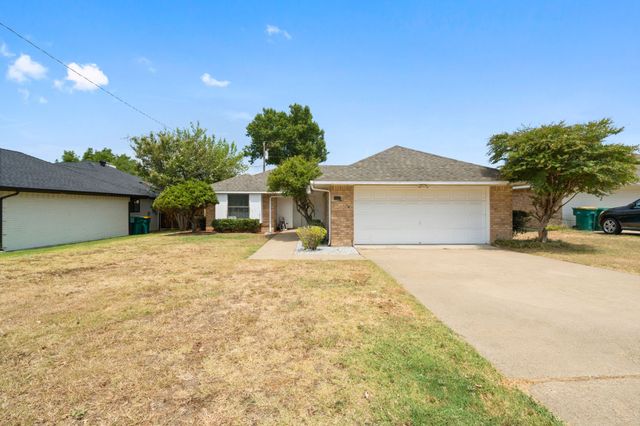 750 Rosehill Lane, Cedar Hill, TX 75104