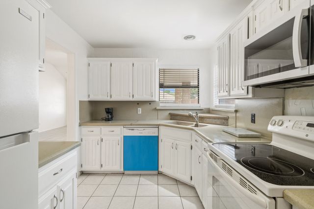 750 Rosehill Lane, Cedar Hill, TX 75104