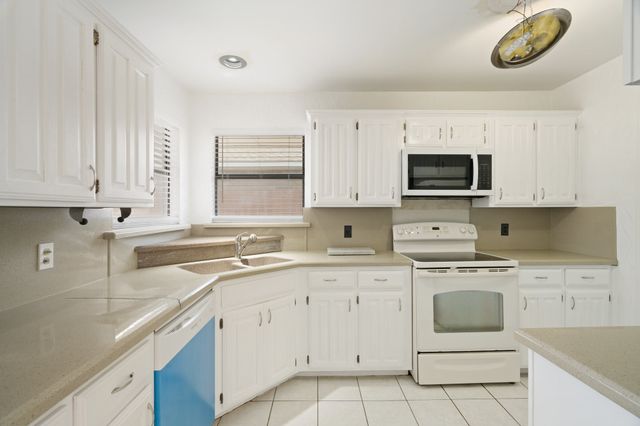 750 Rosehill Lane, Cedar Hill, TX 75104