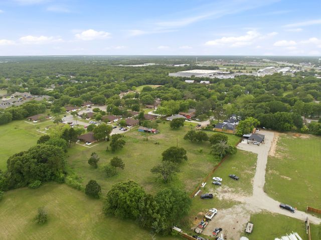 913 Howard Street, Seagoville, TX 75159