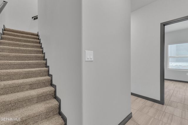 4560 MARK AVIZO, El Paso, TX 79938