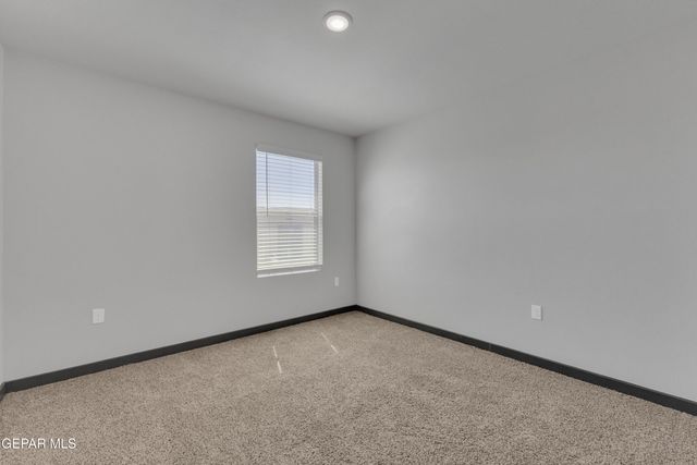 4560 MARK AVIZO, El Paso, TX 79938