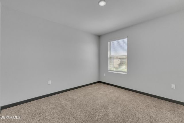 4560 MARK AVIZO, El Paso, TX 79938