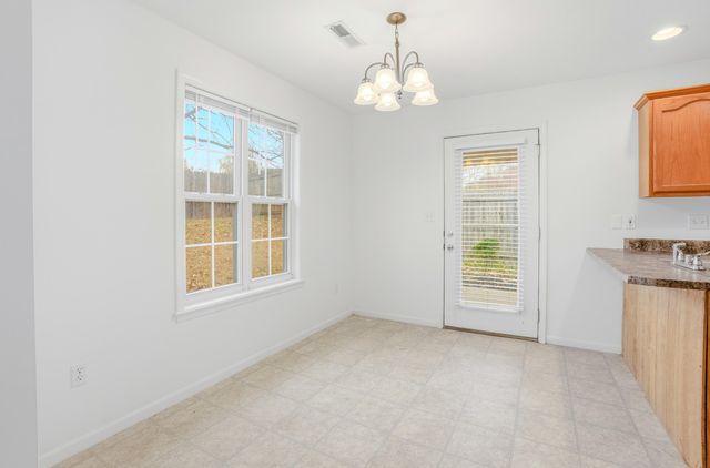 17 E SOUTHBROOK CT, Columbia, MO 65203