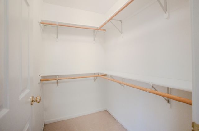 17 E SOUTHBROOK CT, Columbia, MO 65203