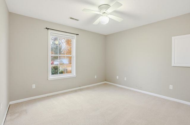 17 E SOUTHBROOK CT, Columbia, MO 65203