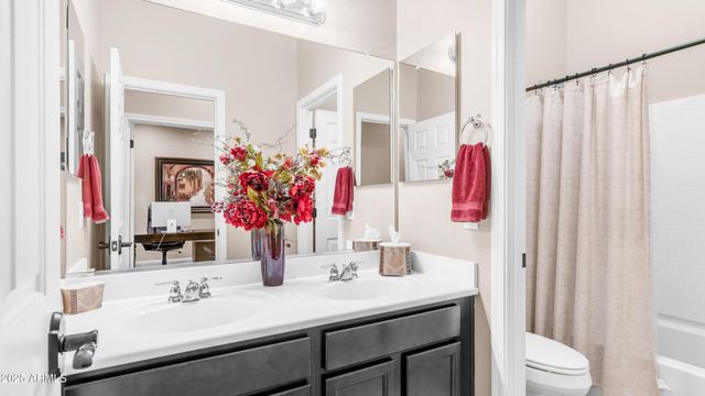 20873 E Waverly Drive, Queen Creek, AZ 85142