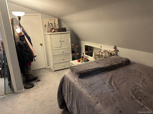 6 Arden Lane, Farmingville, NY 11738