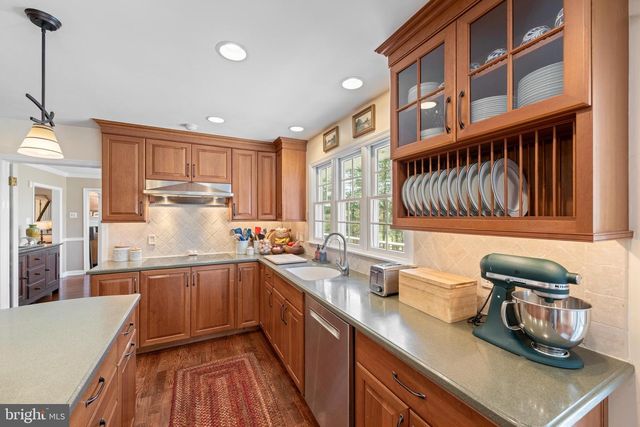 11 FOXCHASE RD, Malvern, PA 19355