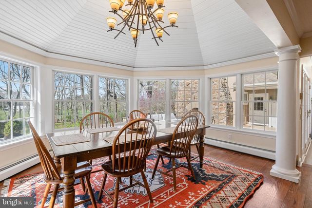 11 FOXCHASE RD, Malvern, PA 19355