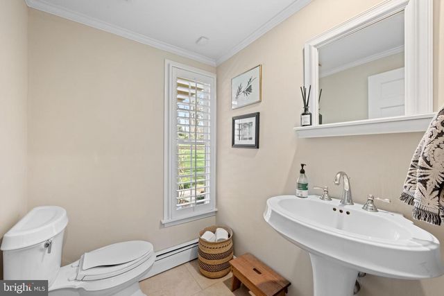 11 FOXCHASE RD, Malvern, PA 19355