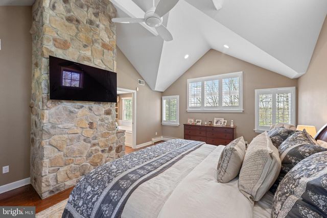 11 FOXCHASE RD, Malvern, PA 19355