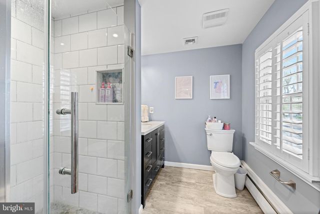 11 FOXCHASE RD, Malvern, PA 19355