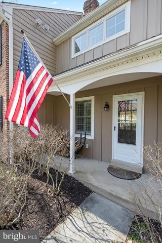 11 FOXCHASE RD, Malvern, PA 19355