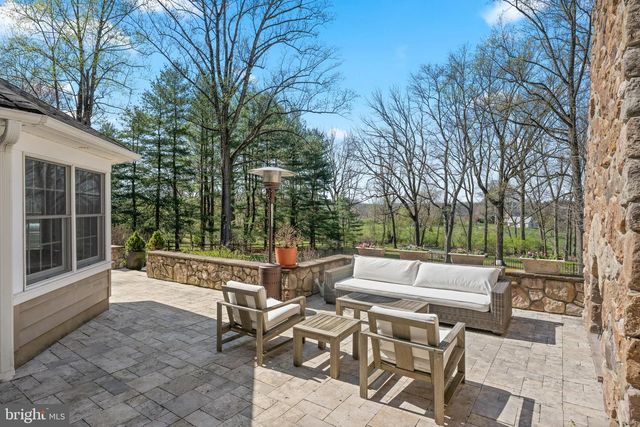 11 FOXCHASE RD, Malvern, PA 19355