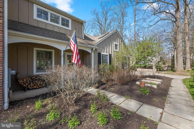 11 FOXCHASE RD, Malvern, PA 19355