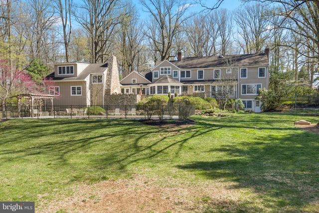 11 FOXCHASE RD, Malvern, PA 19355