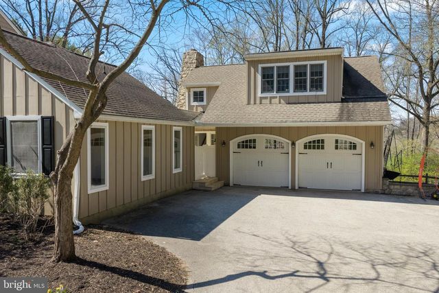 11 FOXCHASE RD, Malvern, PA 19355