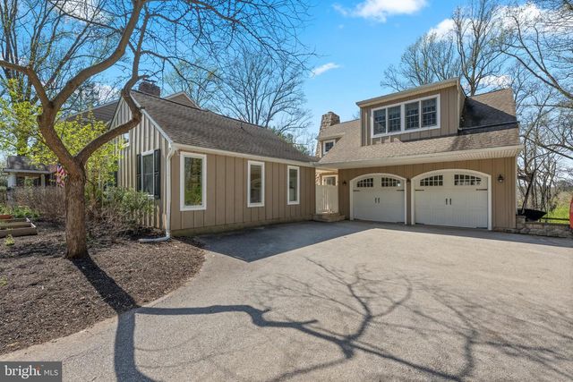 11 FOXCHASE RD, Malvern, PA 19355